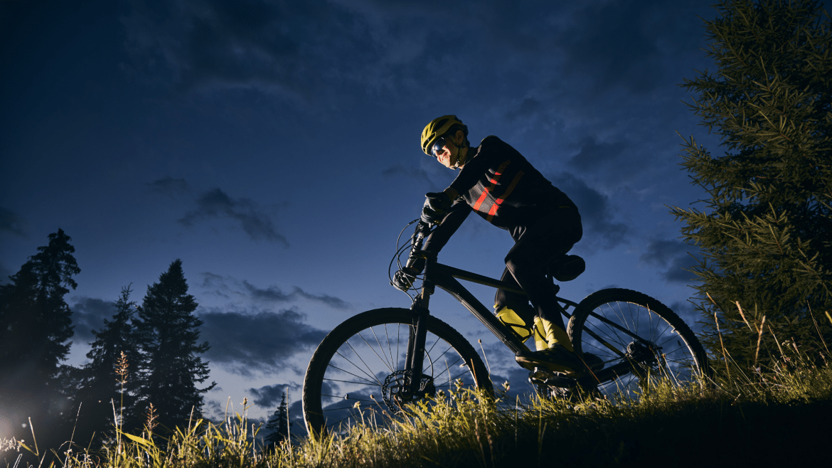 night cycling wear