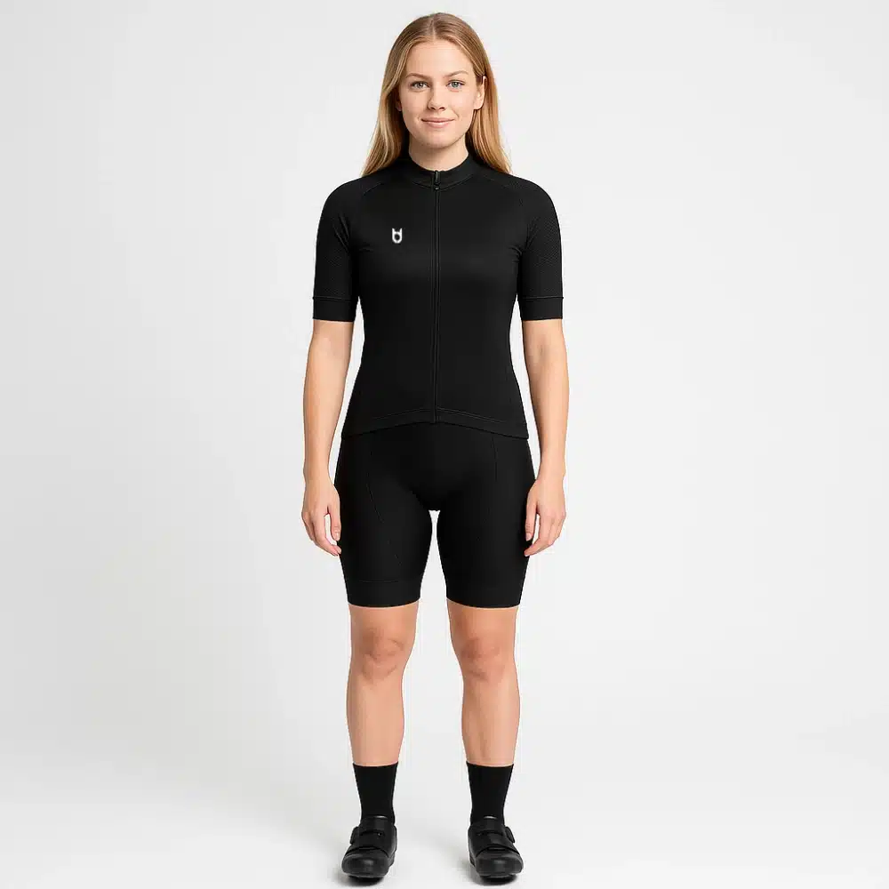 Back view of women’s Pro 800 cycling jersey – sleek race cut with rear storage, mesh back, and reflective elements for pro-level riding