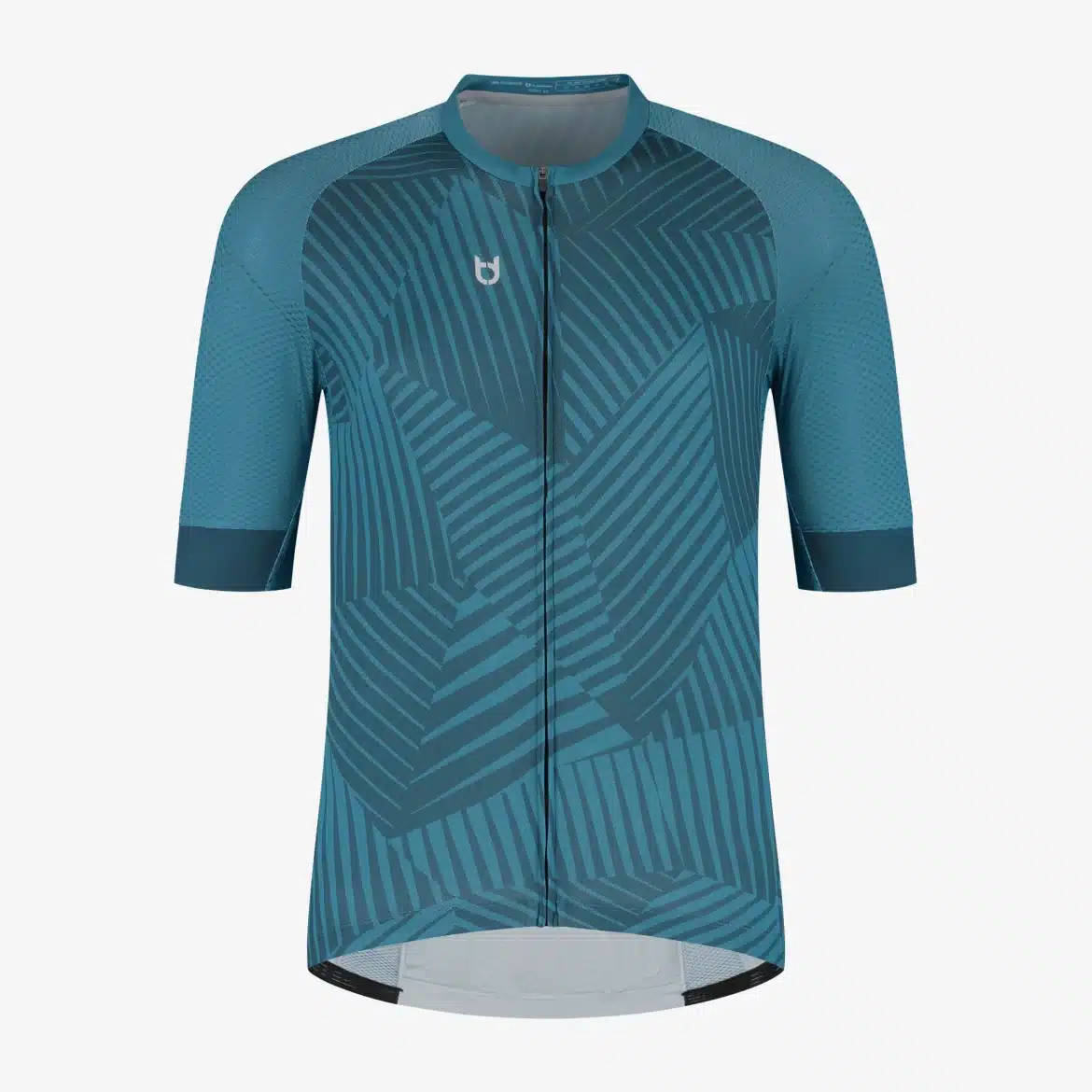Front view of the Pro 800 cycling jersey with pro-level aerodynamic cut and advanced fabric layout.